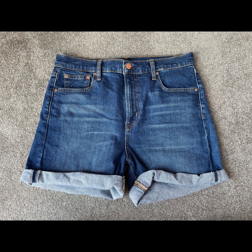 Gap High Rise 4" Jean Shorts